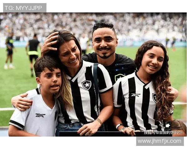 化身足球明星的他究竟是谁引发了众多球迷的热议与关注